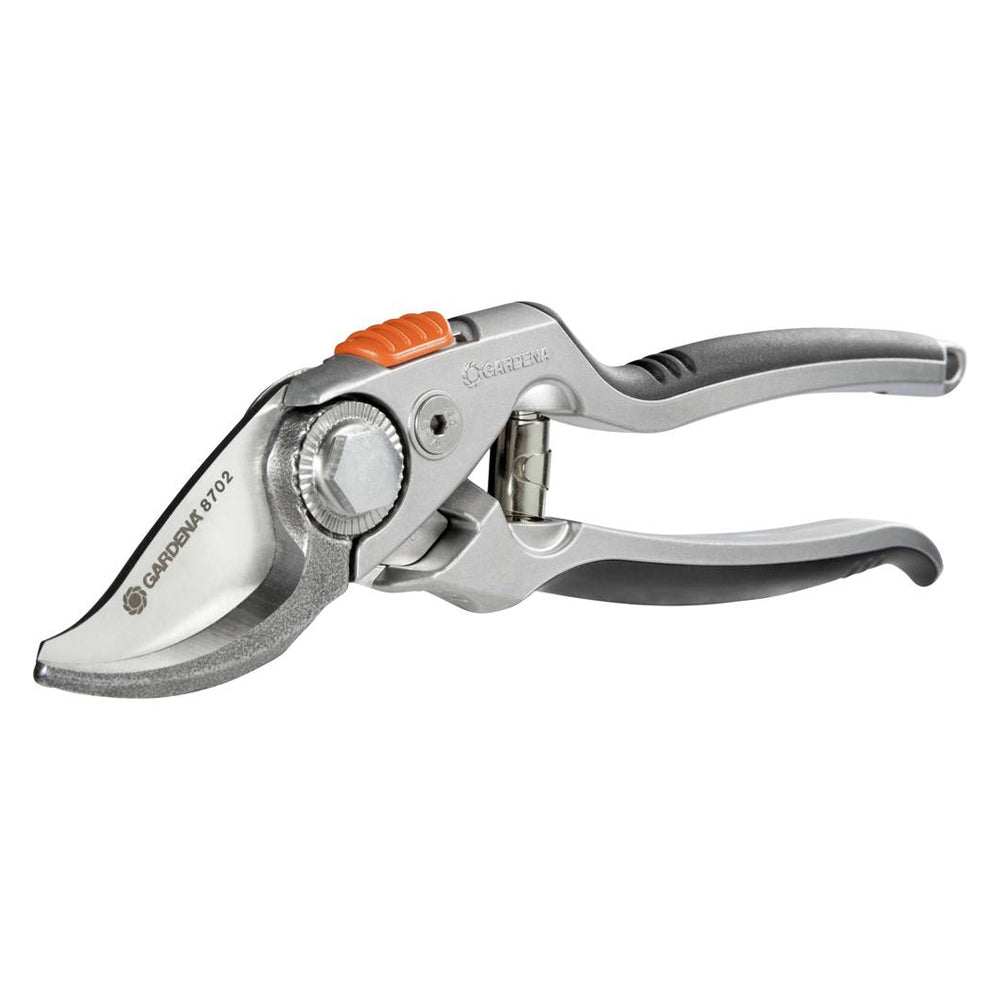 901181501-gardena-premium-adjustable-tension-bypass-garden-secateurs