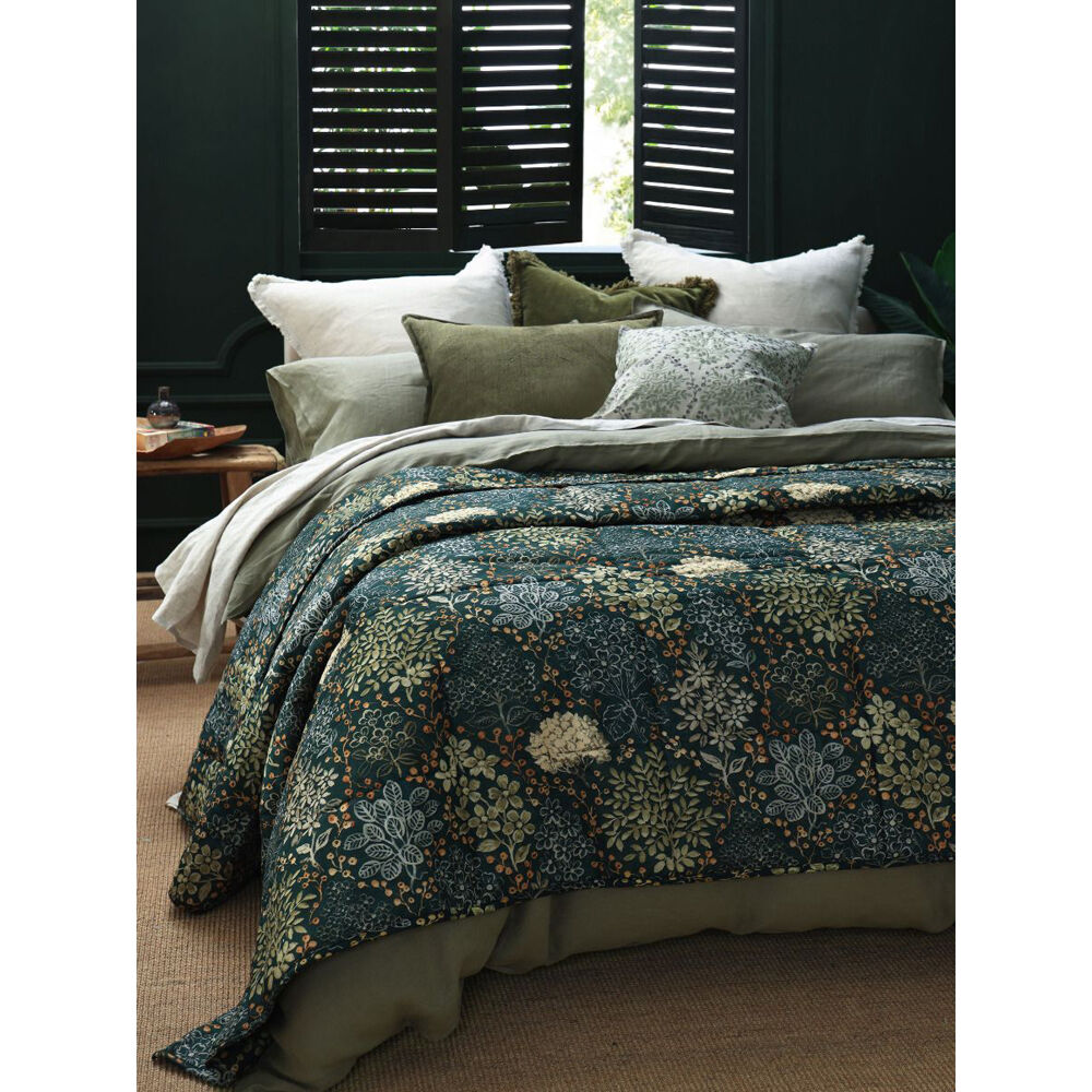 89847m203-mm-linen-220x240cm-limetta-linen-cotton-coverlet-bed-cover