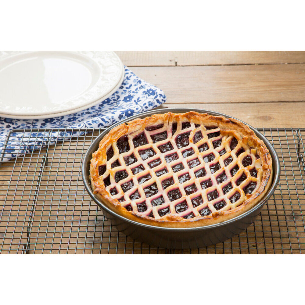 81045-mastercraft-23cm-heavy-base-non-stick-round-deep-pie-cake-pan-black