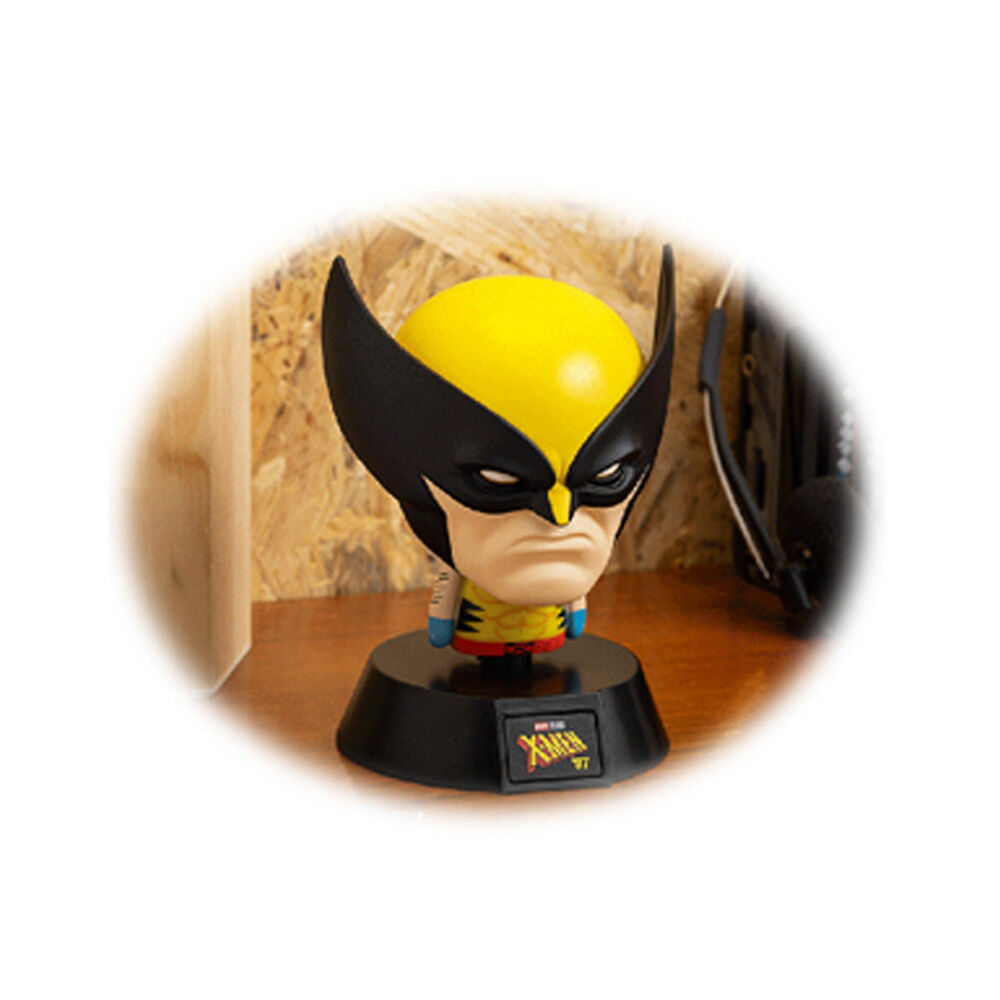 29553-marvel-wolverine-superhero-icon-desk-bedside-light-lamp-10cm