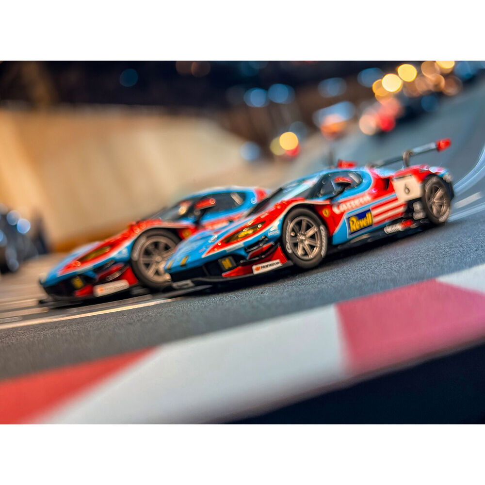 72123981-carrera-ferrari-296-gt3-no20-24h-dubai-slot-car-1-24-toy-10y