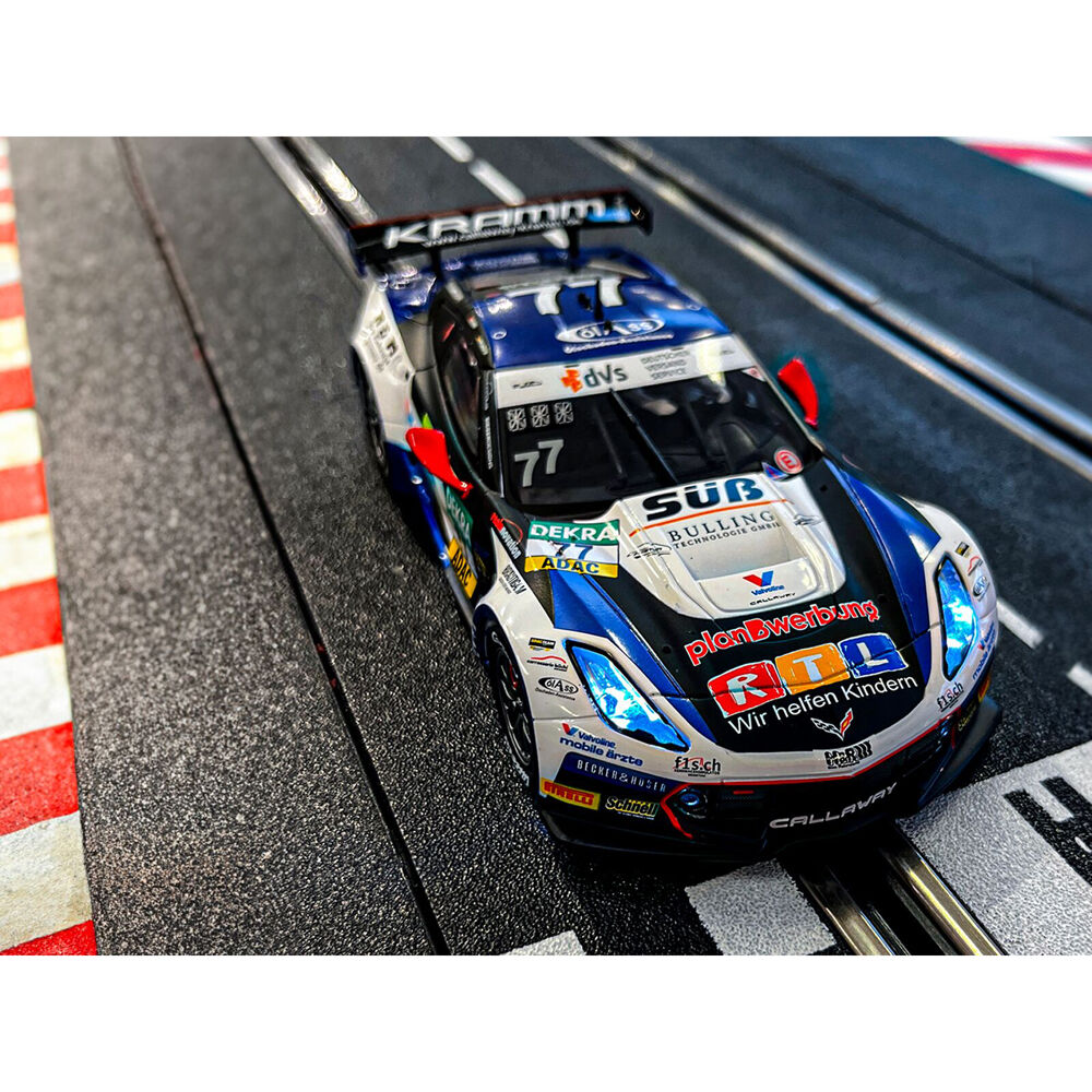 72331070-carrera-chevrolet-corvette-c7-gt-3r-callaway-comp-slot-car-toy-8y