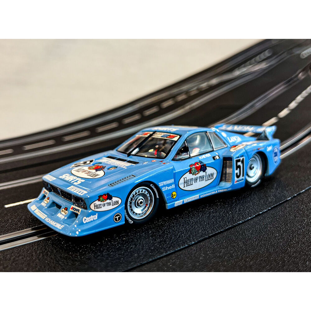 72332029-carrera-lancia-beta-montecarlo-turbo-fruit-of-the-loom-racing-toy-8y