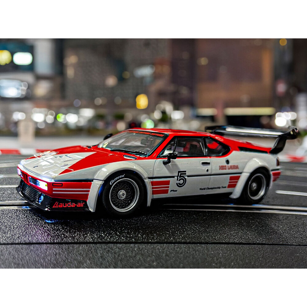 72332032-carrera-bmw-m1-procar-no-5-hockenheim-1979-nicki-lauda-racing-toy-8y