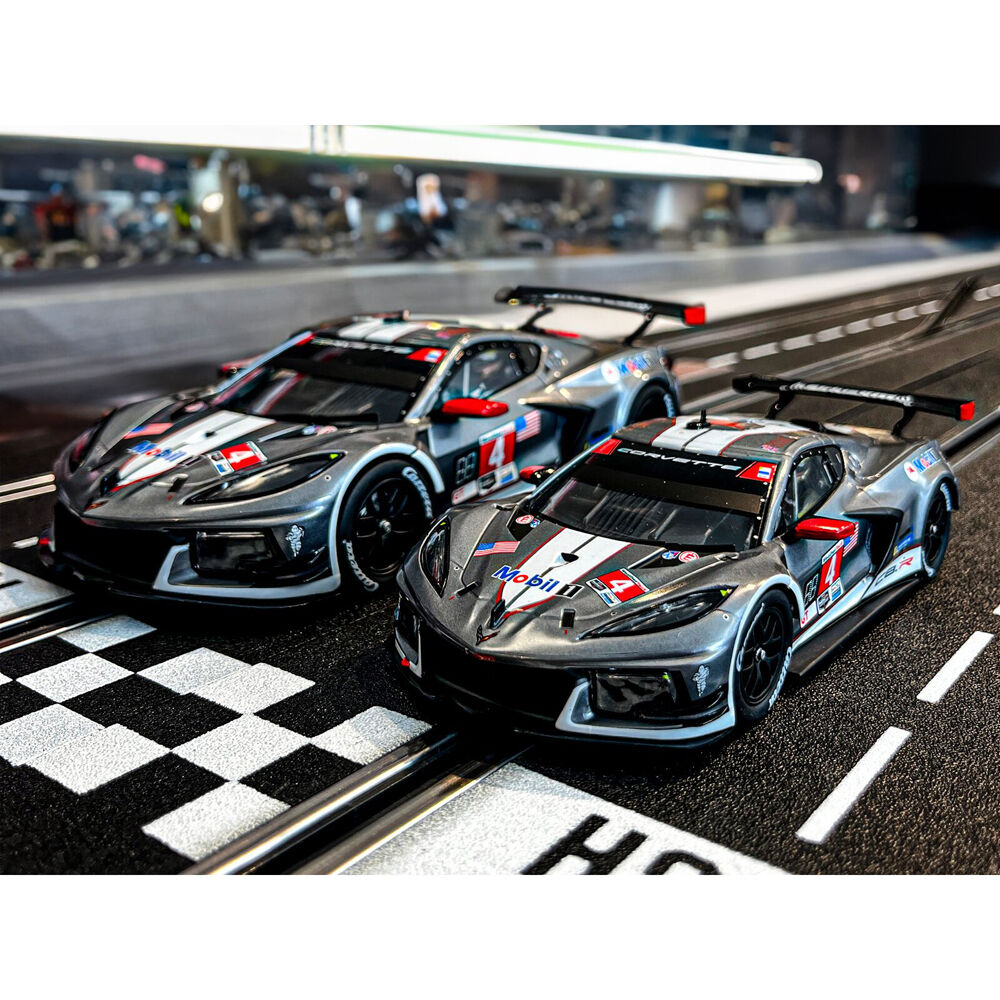 72123972-carrera-chevrolet-corvette-c8-r-no-4-slot-car-10y