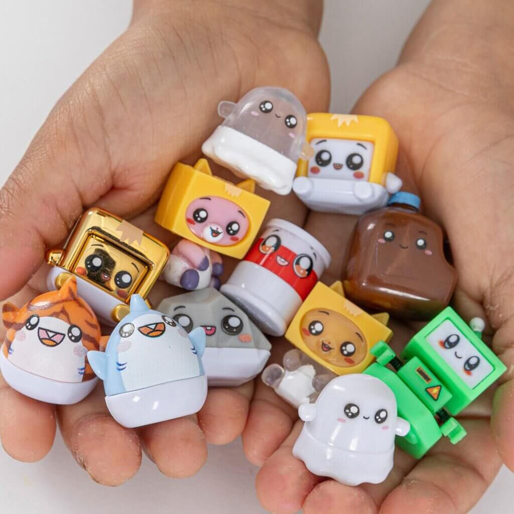 22202-2pc-lankybox-micro-mystery-figures-blind-bag-s2-assorted-3y