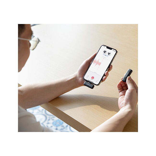 500340-2pc-boya-by-wm3t2-d1-2-4g-mini-wireless-microphone-for-ios-devices-black