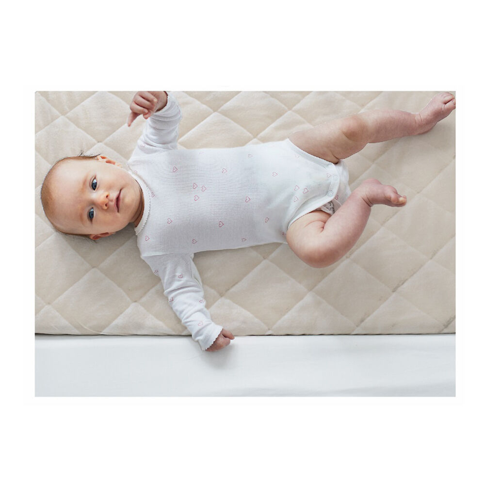 1353520-playette-bedside-quilted-fitted-sheet-padded-co-sleeper-kids-children-white