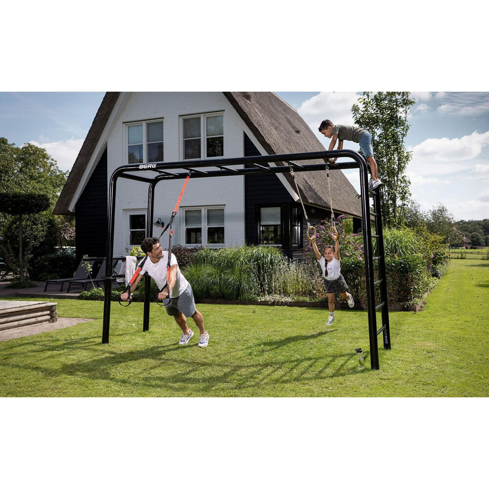 20-21-04-00-berg-playbase-wooden-adjustable-gym-rings-w-rope-21cm-brown