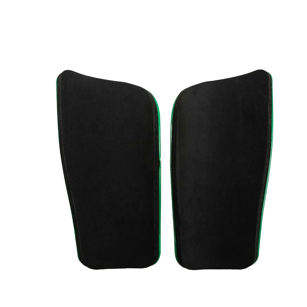 Kelme Medium Green Shin Pads/Leg Protection for Soccer/Football Kids/Adults — image 2