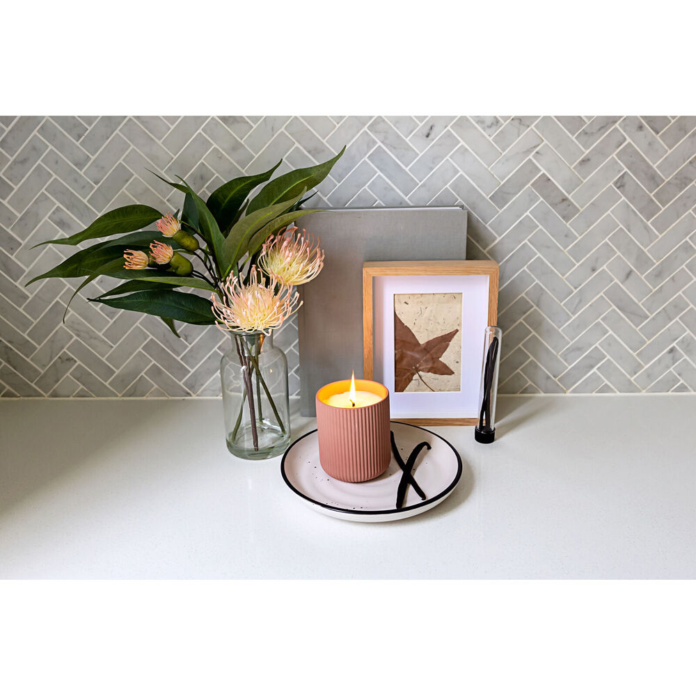 Bramble Bay 270g Native Plum Murunga and Vanilla Scented Ceramic Candle — image 4