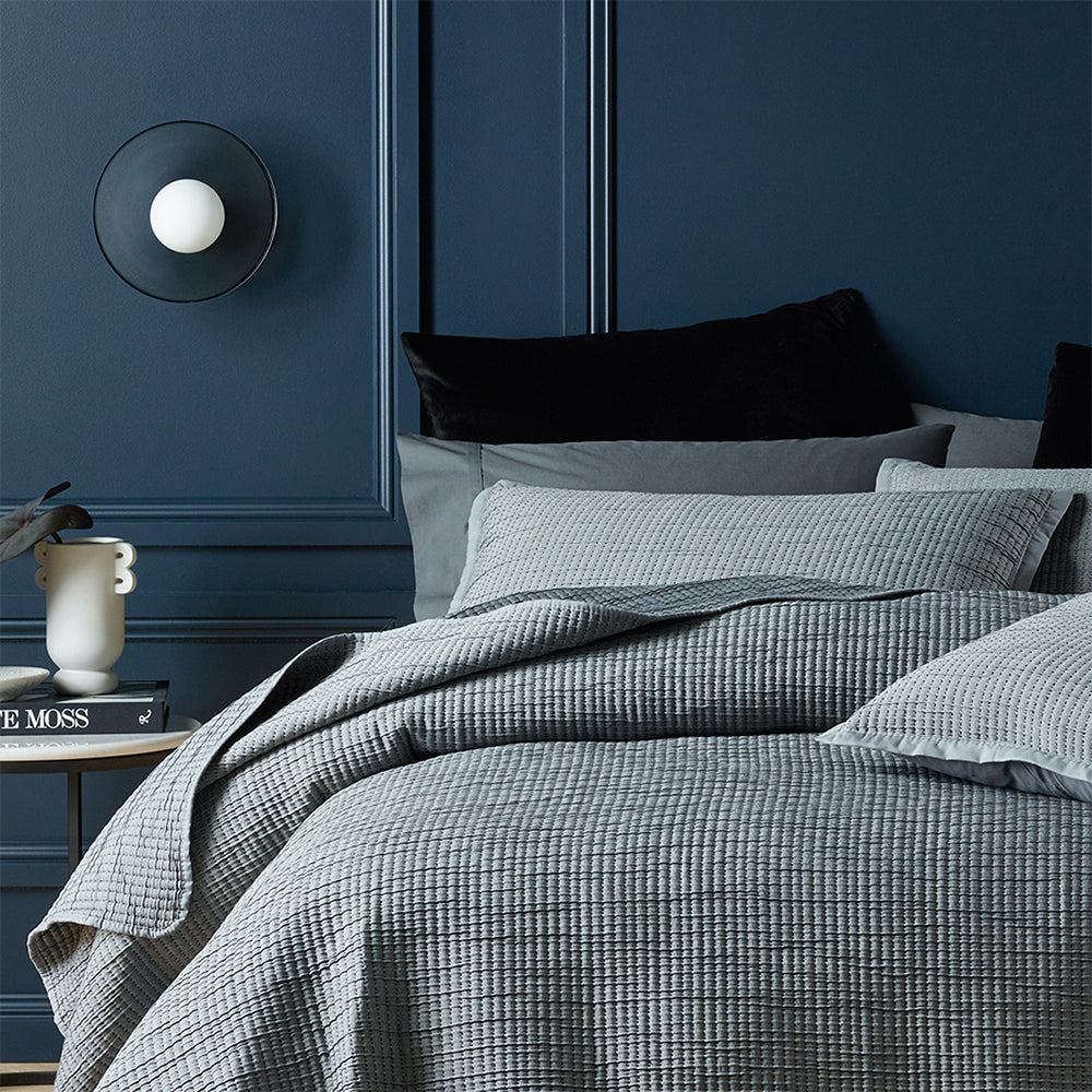 Bianca Orion Coverlet Set w/ Pillowcase Home/Room Bedding Grey Queen/King Bed — image 2