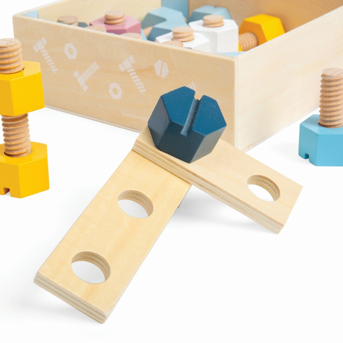 Bigjigs Toys Wooden Crate of Nuts & Bolts Kids/Children Pretend Play Toy 3y+ — image 4