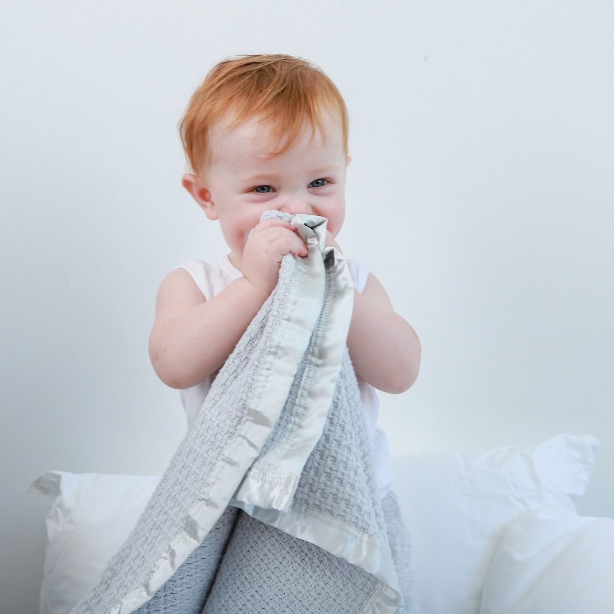 Onkaparinga Baby Moss Weave 80x120cm Soft Cotton Bassinet Blanket 330GSM Silver — image 3