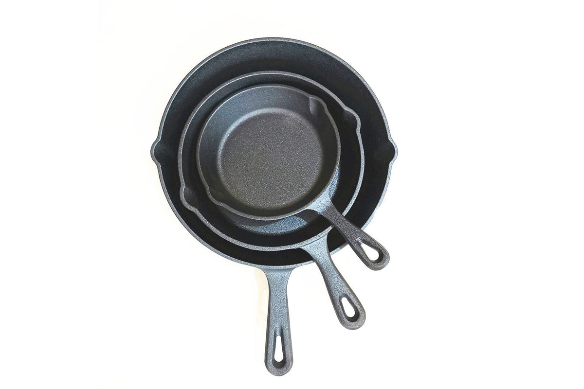 Wildtrak 15/20/25cm Cast Iron Frying Pan Set Camping Cookware Frypan Black (3 Pieces) — image 2