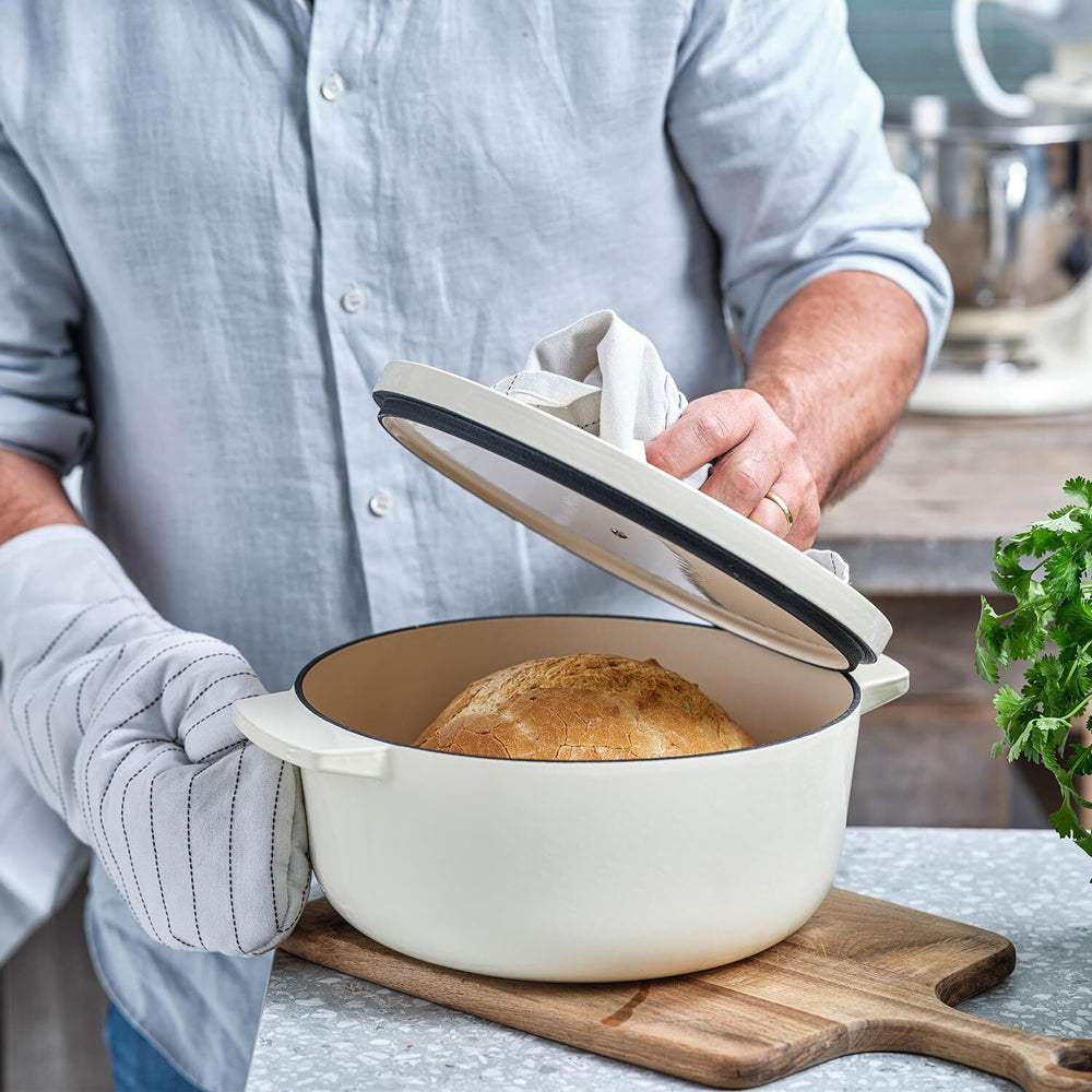 Kitchenaid Cast Iron Durable Casserole Pot Home Cooking 22cm/3.3L Almond Cream — image 6