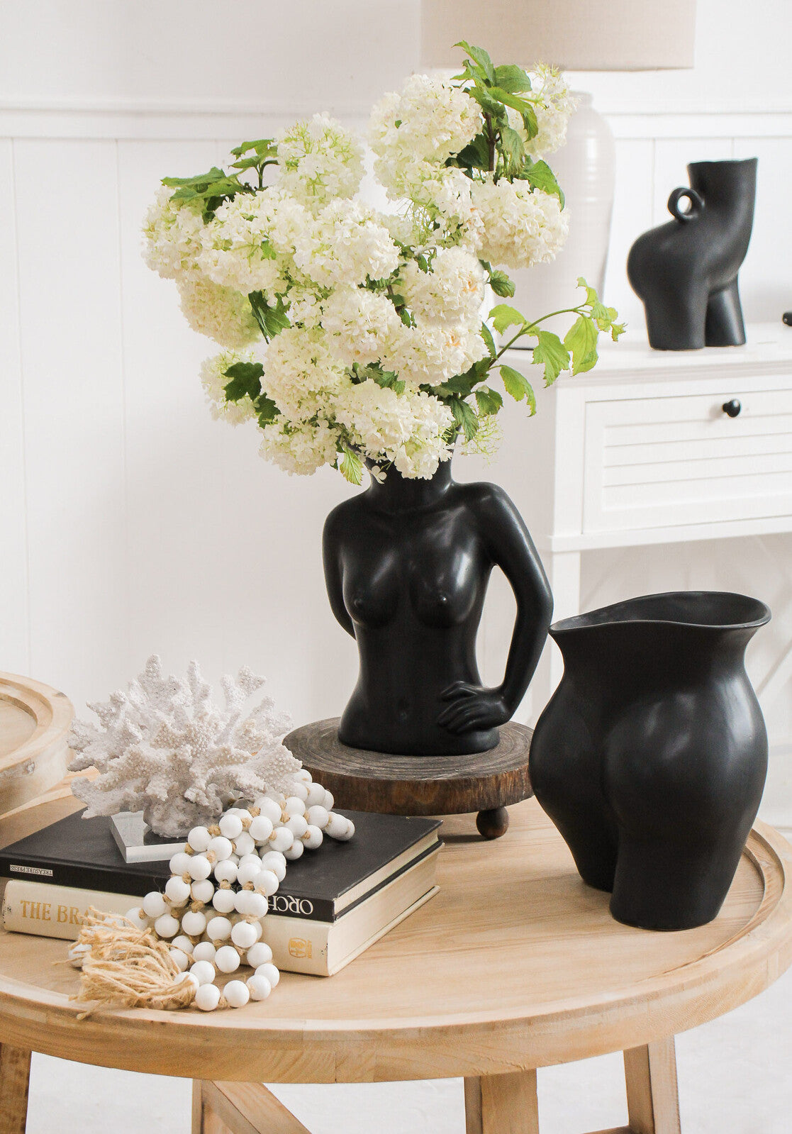 LVD Ceramic Curvaceous Flower Vase Decorative Tabletop Home Decor Matt Black — image 2