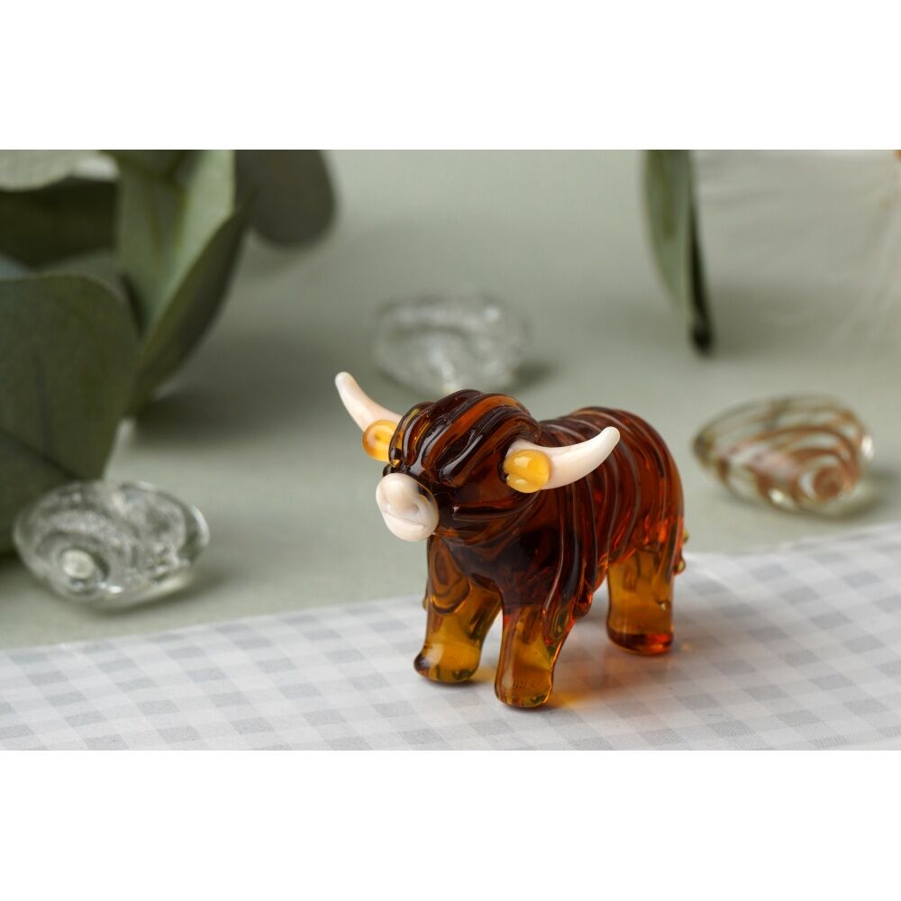 Gibson Gifts Artisan Glass Highland COW - Handcrafted Decorative Collectible Animal Figurine - Matching Illustrated Gift Box - Home Decor Sculpture - — image 5