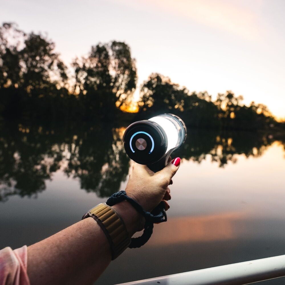 Wildtrak Spotlight Croc Hunter Max 3000 Lumens Ultra Bright Outdoor Torch Wildtrak — image 3