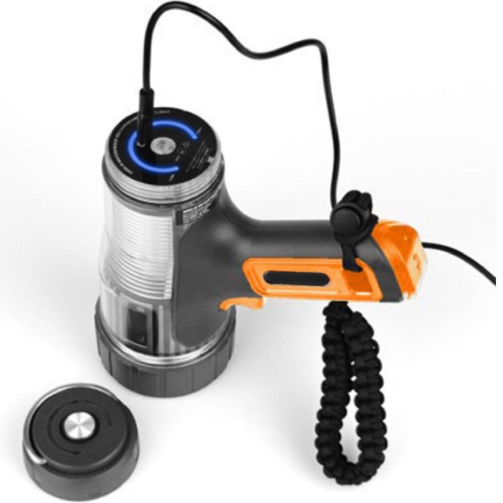 Wildtrak Spotlight Croc Hunter Max 3000 Lumens Ultra Bright Outdoor Torch Wildtrak — image 4