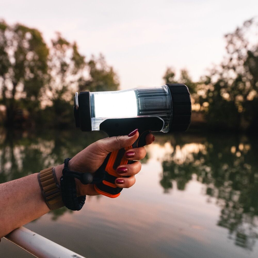 Wildtrak Spotlight Croc Hunter Max 3000 Lumens Ultra Bright Outdoor Torch Wildtrak — image 6