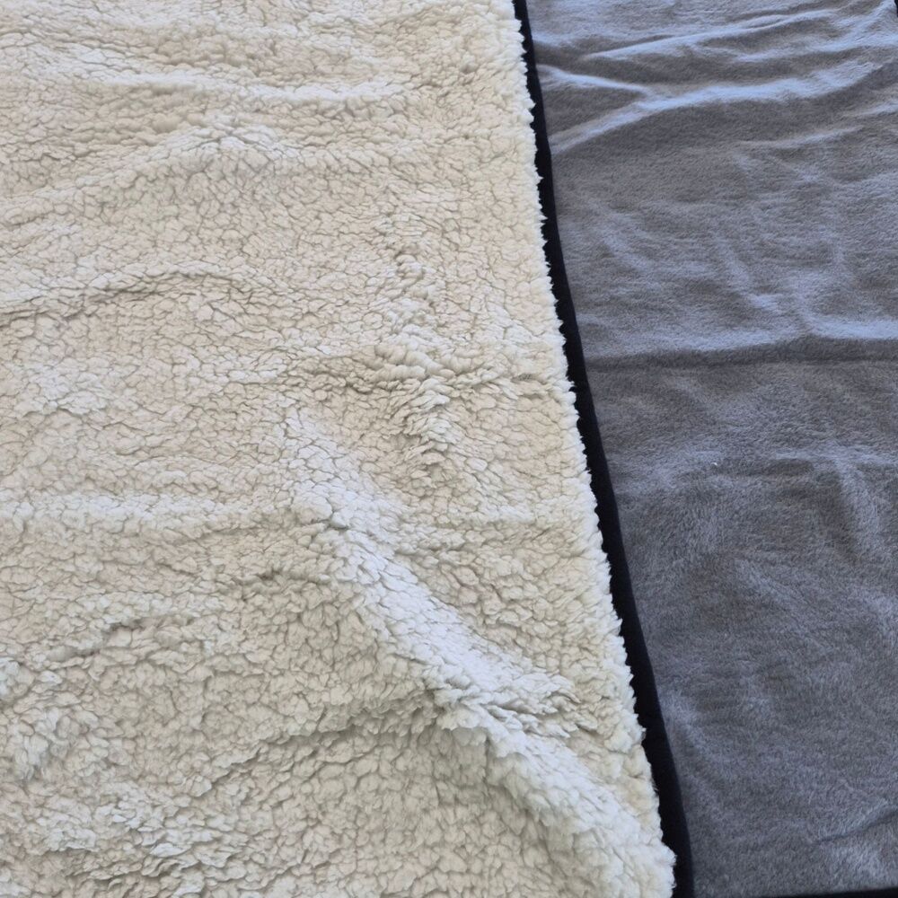 Wildtrak 12V Car Electric Blanket Comfort 45W Rated Power 150x100cm Wildtrak — image 2