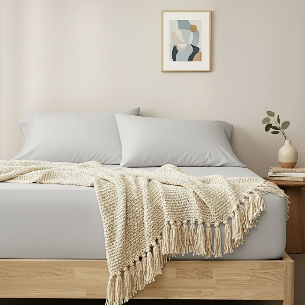 Renee Taylor 400TC Fitted Sheet & Pillowcase Set Light Grey Deep King — image 2