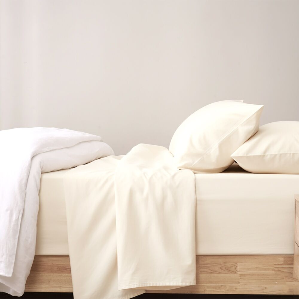 Renee Taylor 400TC Egyptian Cotton King Pillowcase Pair Vanilla 50x90cm (2 Pieces) — image 3