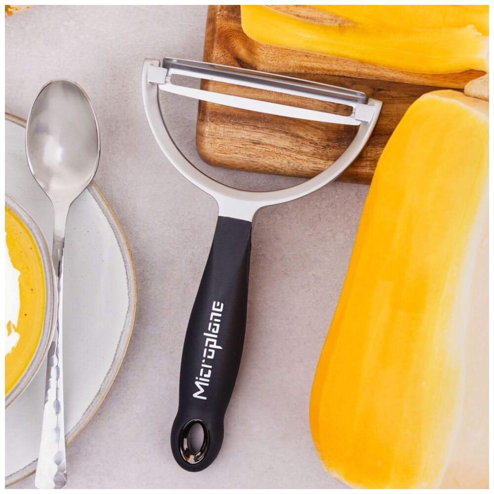 Microplane Extra Wide Peeler Stainless Steel Blade Professional Kitchen Tool — image 2