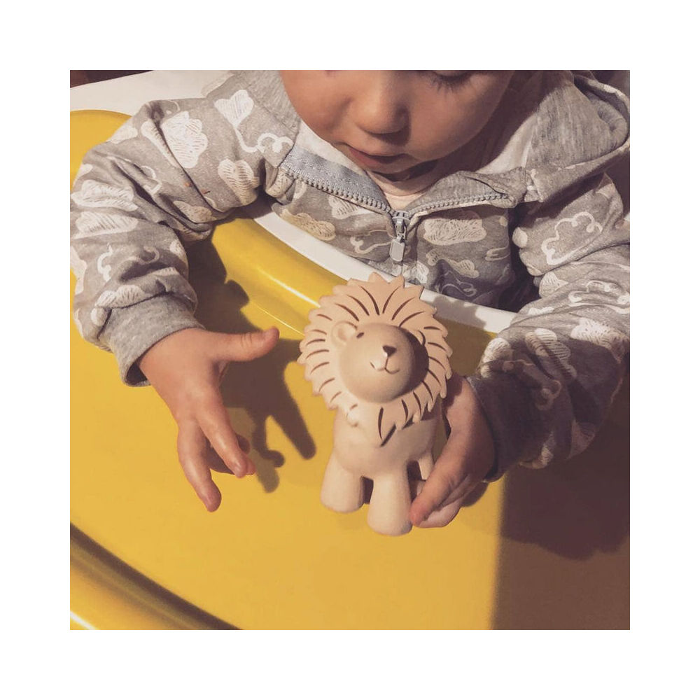 Tikiri Rubber Lion Zoo Animal 96006 Baby/Infant Teether 8x11cm Beige 0m+ — image 4