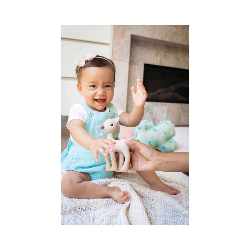 Tikiri 17cm Boxed Rubber Ralphie the Deer 98103 Baby Rattle Toy 0m+ Beige — image 2