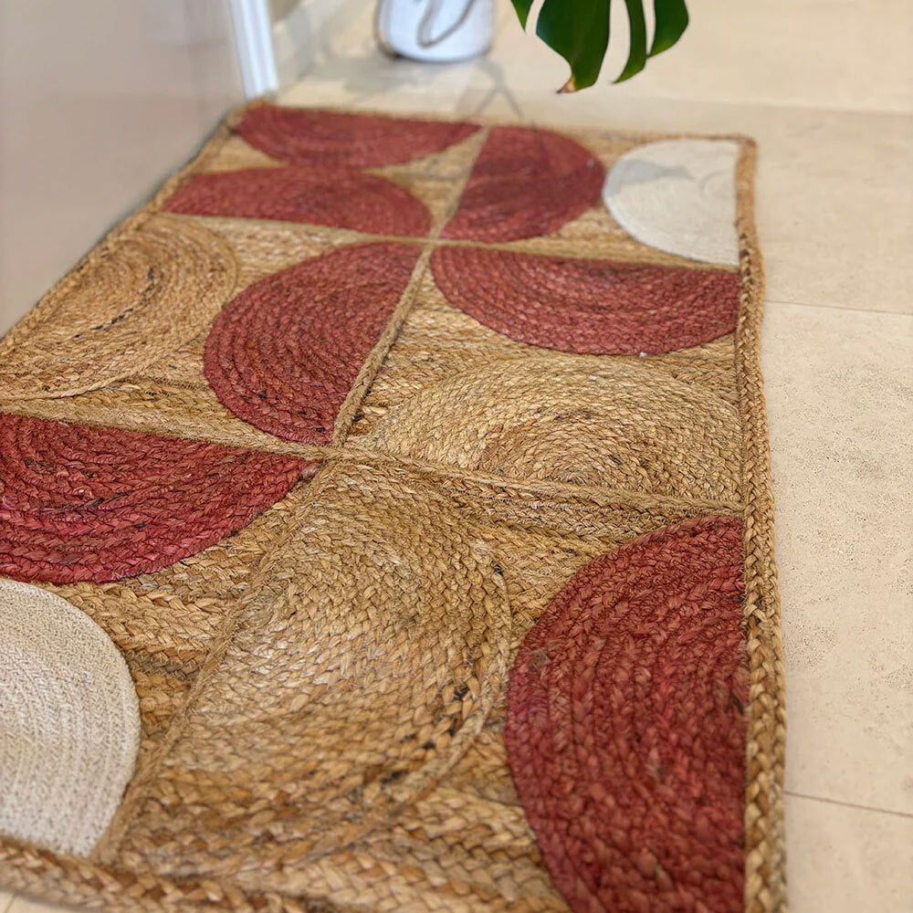 Maine & Crawford Handmade Salli 90cm Jute Braided Rug Home Carpet Red/Natural — image 3