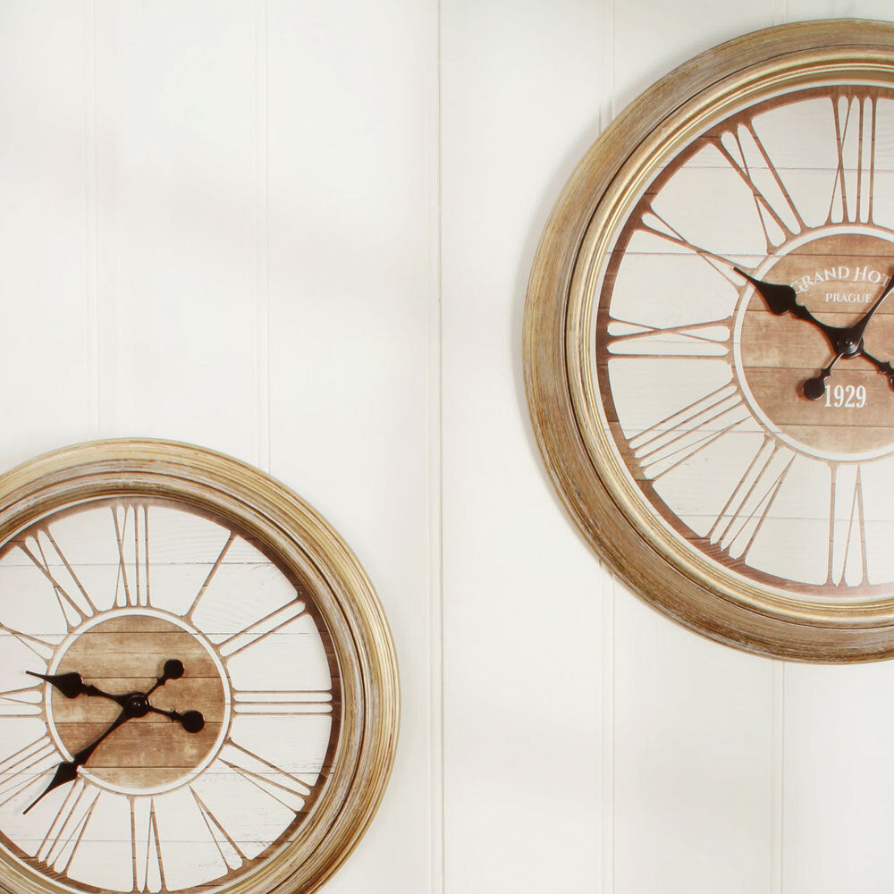 Maine & Crawford Caesar 46cm Plastic Analogue Wall Clock Decor Antique Brown — image 2