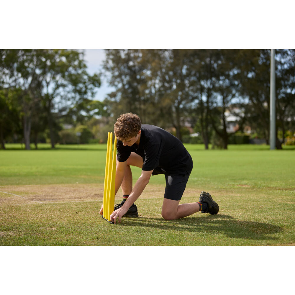 Sklz Cricket Flexi-Set Training Stumps Ground Spikes Yellow 28 Inch — image 7