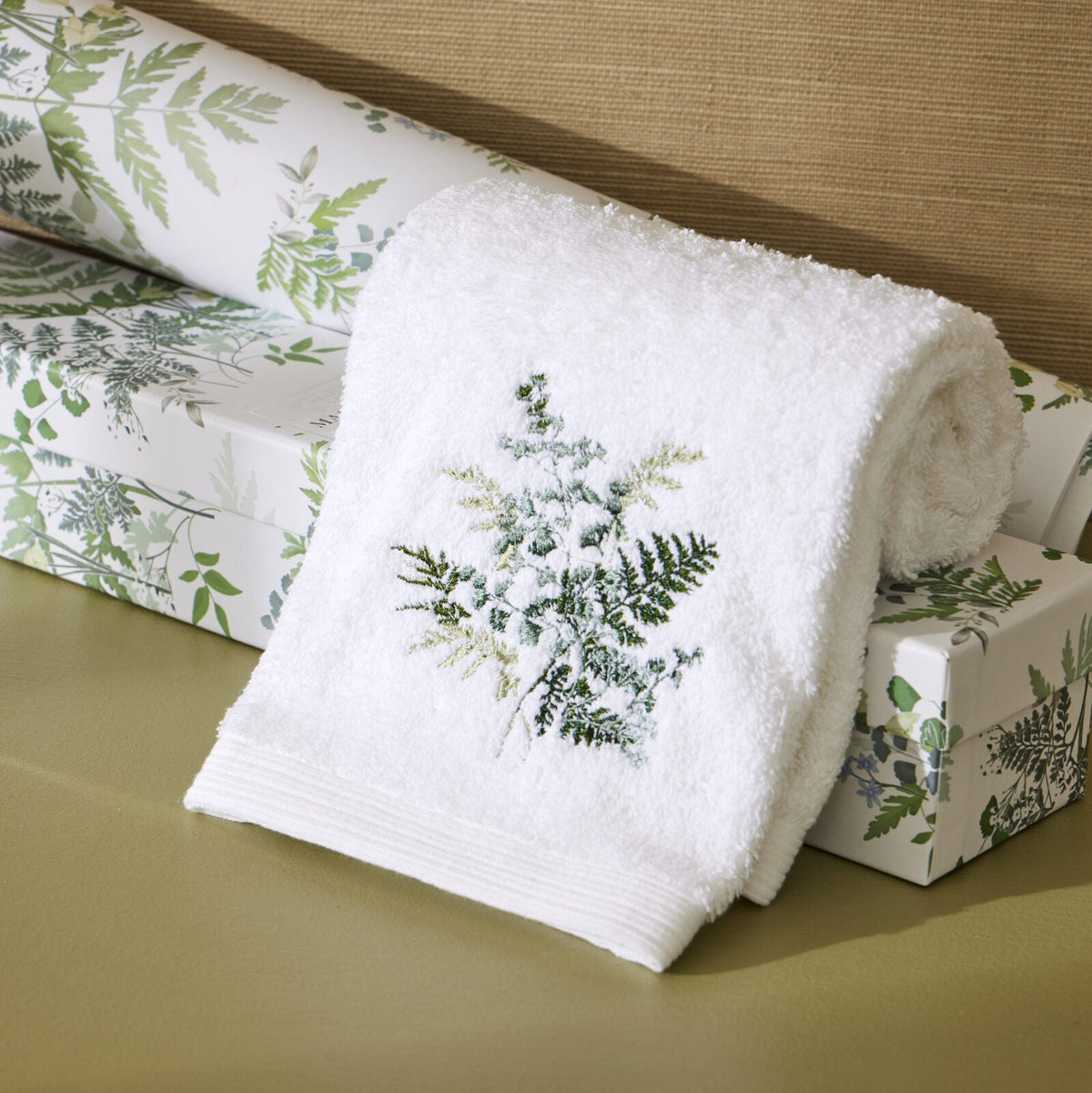 Pilbeam Living Maidenhair Decorative Embroidered Hand Towel Cotton 65x42cm (2 Pack) — image 3
