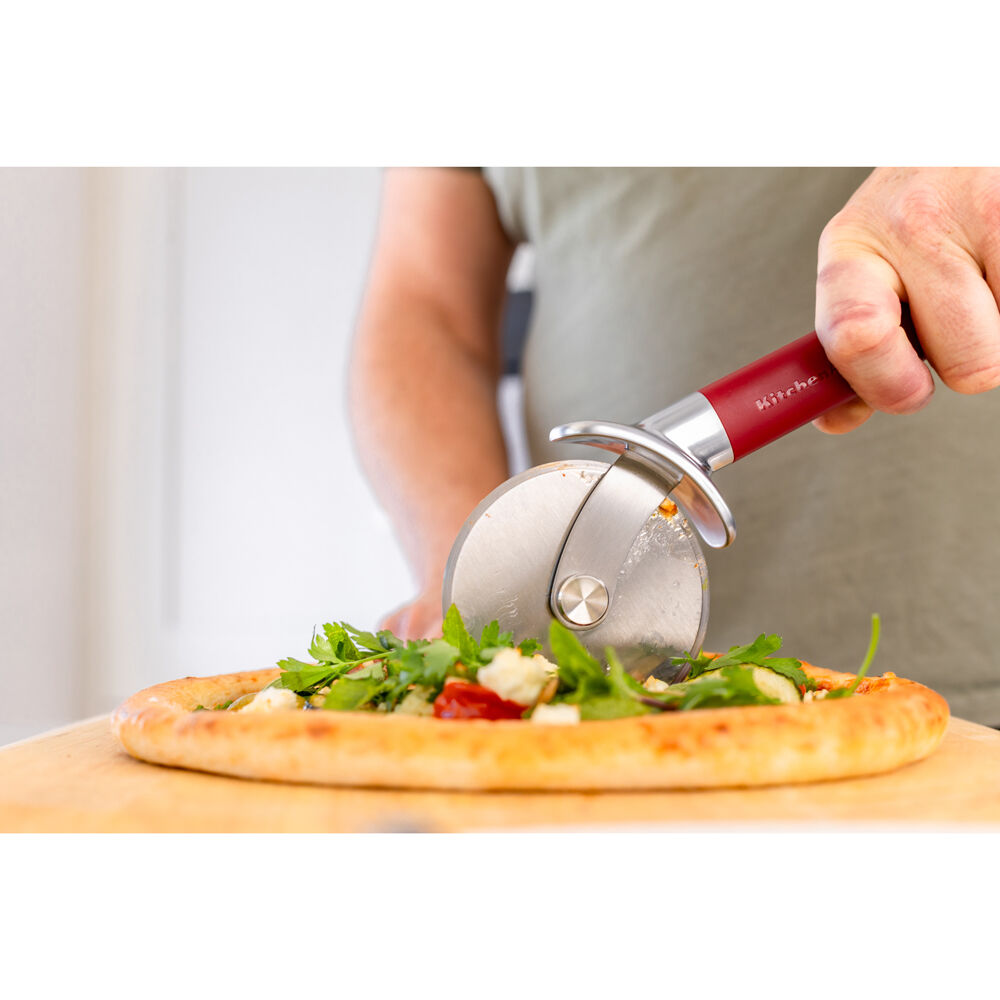 Kitchenaid Empire Red Classic Metal Pizza Wheel/Cutter Cooking Utensil — image 4