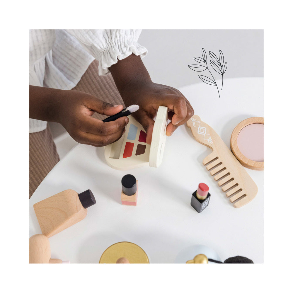 LE Toy Van Honeybake Star Beauty Set Kids Pretend/Role Play Wooden Toy 3y+ — image 5