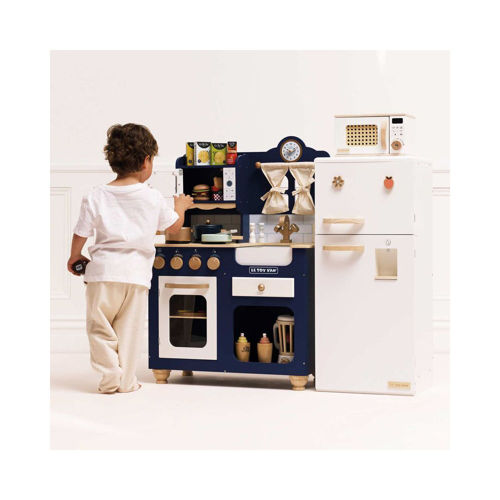 LE Toy Van 3y+ Kids Pretend Play Wooden Microwave Set w/ Closeable Door — image 3