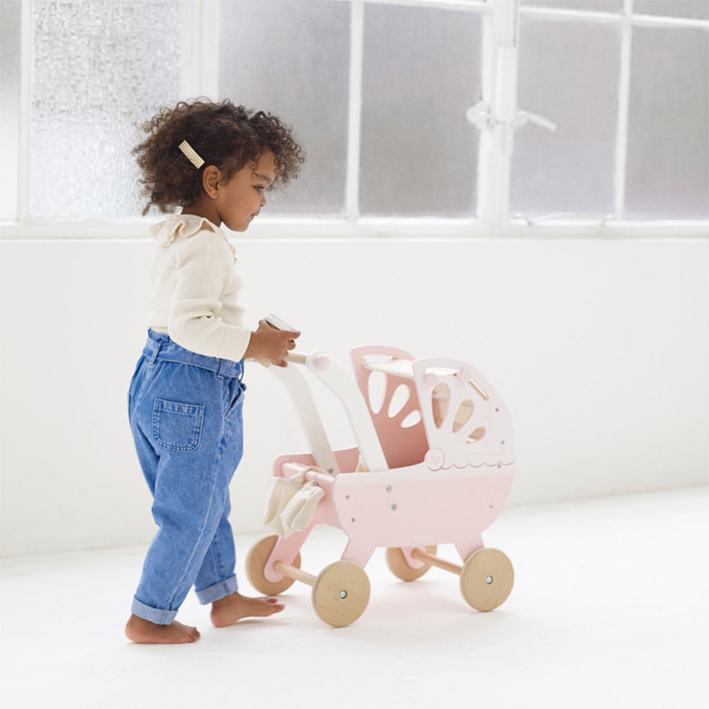 LE Toy Van Honeybake 46cm Sweet Dreams Pram Wooden Toy Pretend Play Kids 3+ Pink — image 2