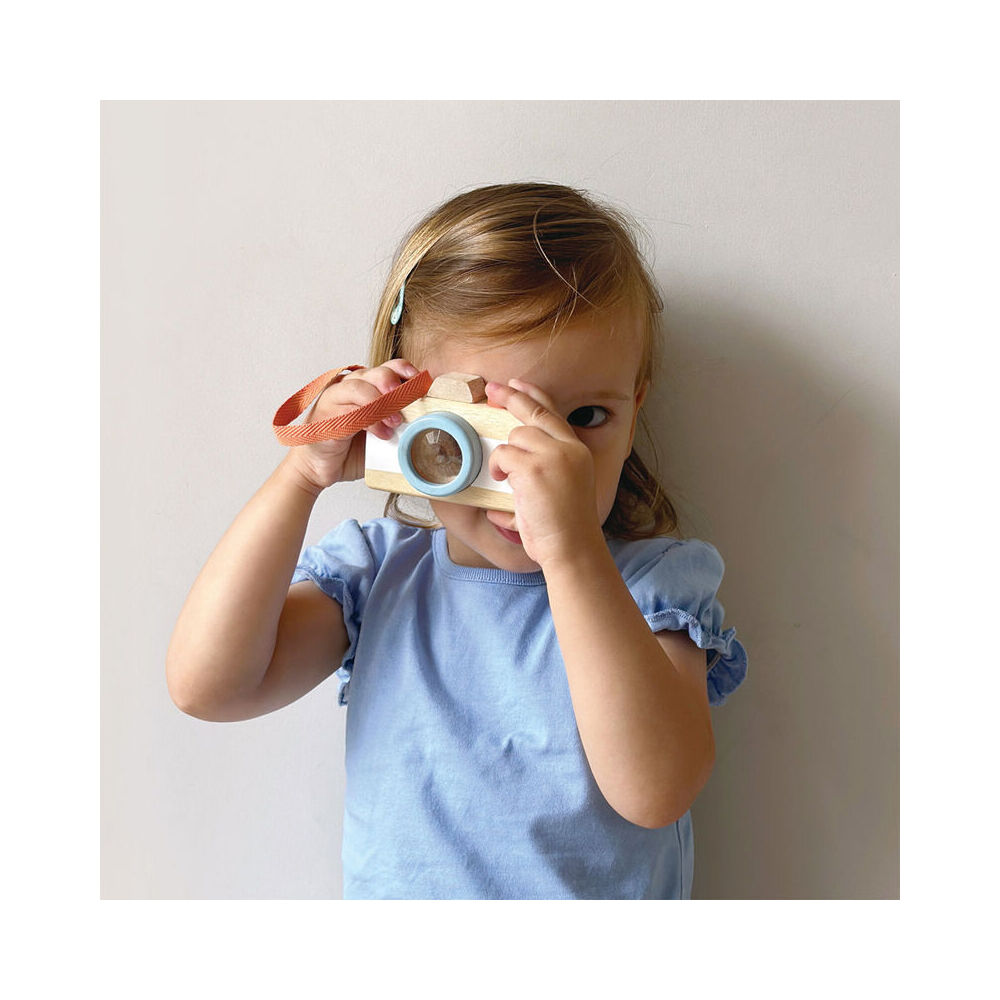 Mentari Camera Kaleidoscope Lens Kids/Children Play 10x6cm Wooden Toy 2y+ — image 2