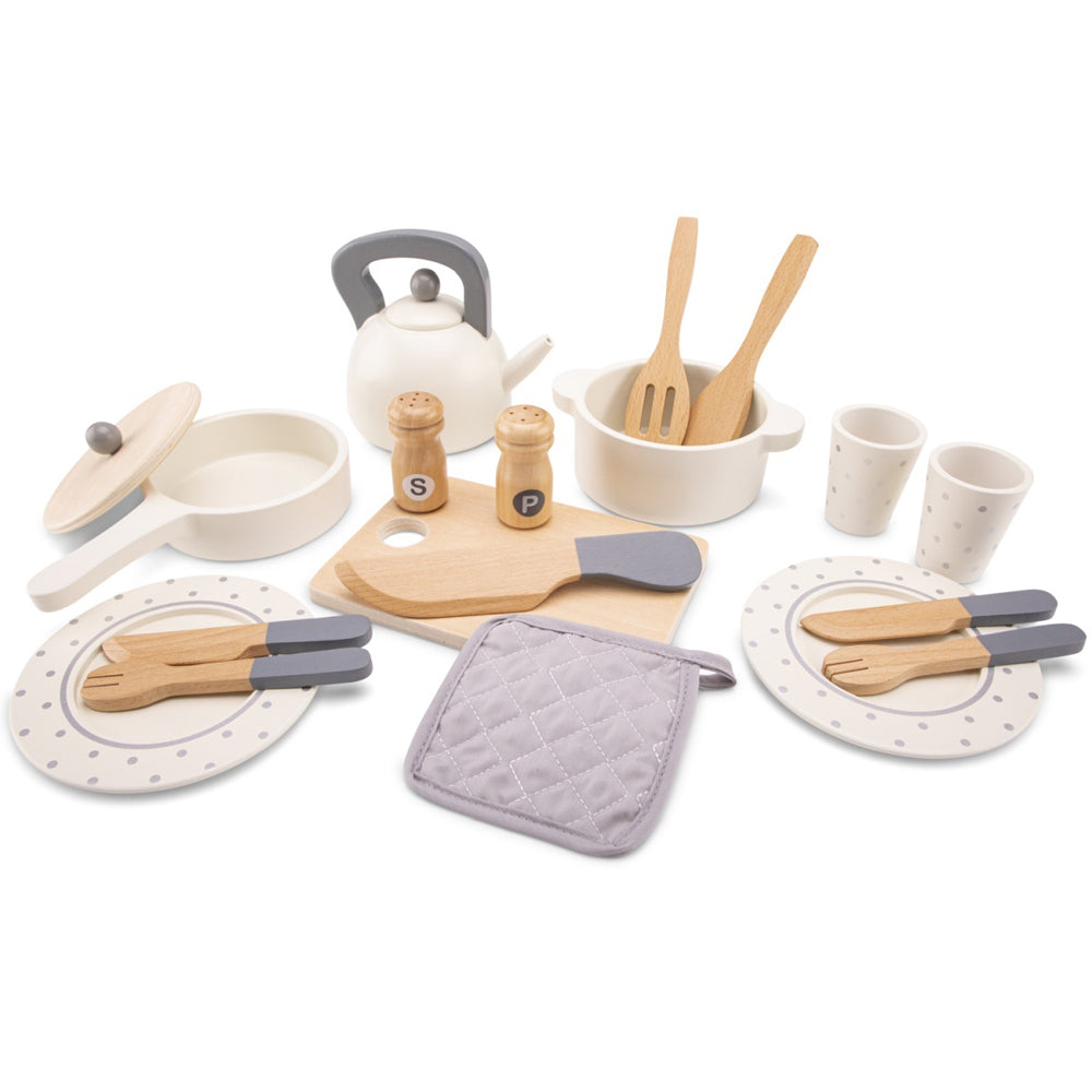 New Classic Toys Wooden Dinner Set Kids Pretend Play Toy 24m+ Cream (20 Pieces)