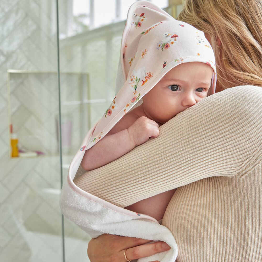 Jiggle & Giggle White Absorbent Toddler Waddling Around Bath Hooded Towel — image 2