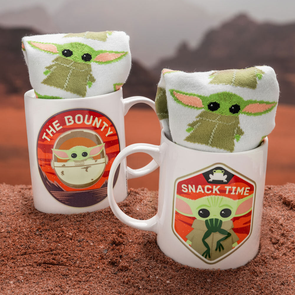 Star Wars The Mandalorian The Child Double Sided Mug & Socks Set White/Green — image 7