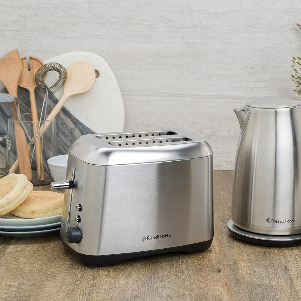 Russell Hobbs RHT82BRU 930W Carlton 2-Slice Bread Sandwich Toaster Brushed SS — image 4