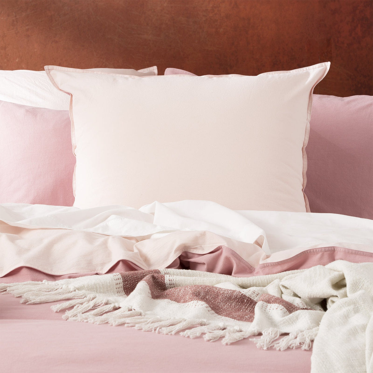 Renee Taylor Essentials Queen Bed Quilt Cover VINT Stone Washed Reversible Rose — image 3