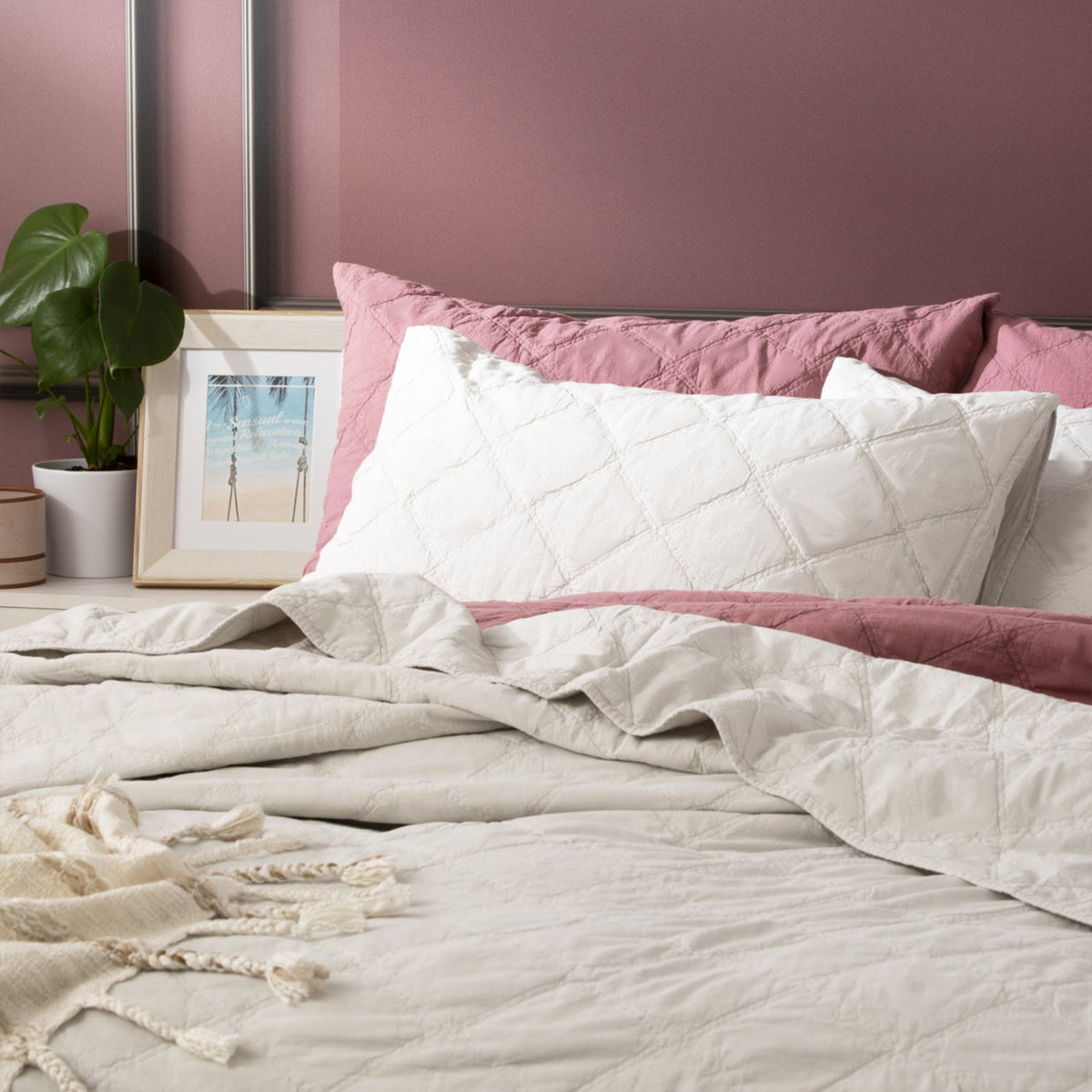 Renee Taylor Attwood VT Queen/King Bed Quilted Coverlet Stone Washed Cotton Dove — image 2