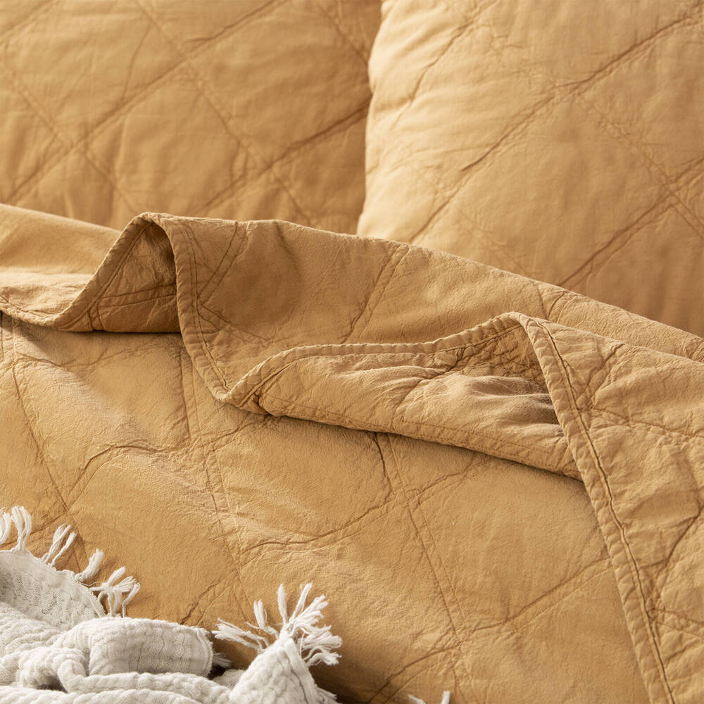 Renee Taylor Single/Double Attwood Vintage Cotton Quilted Coverlet Set Wood — image 3
