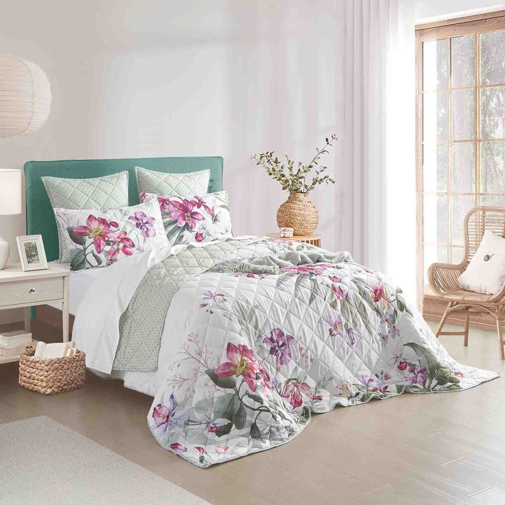 Renee Taylor Kashmir Quilted Reversible Coverlet Set Multi — image 2
