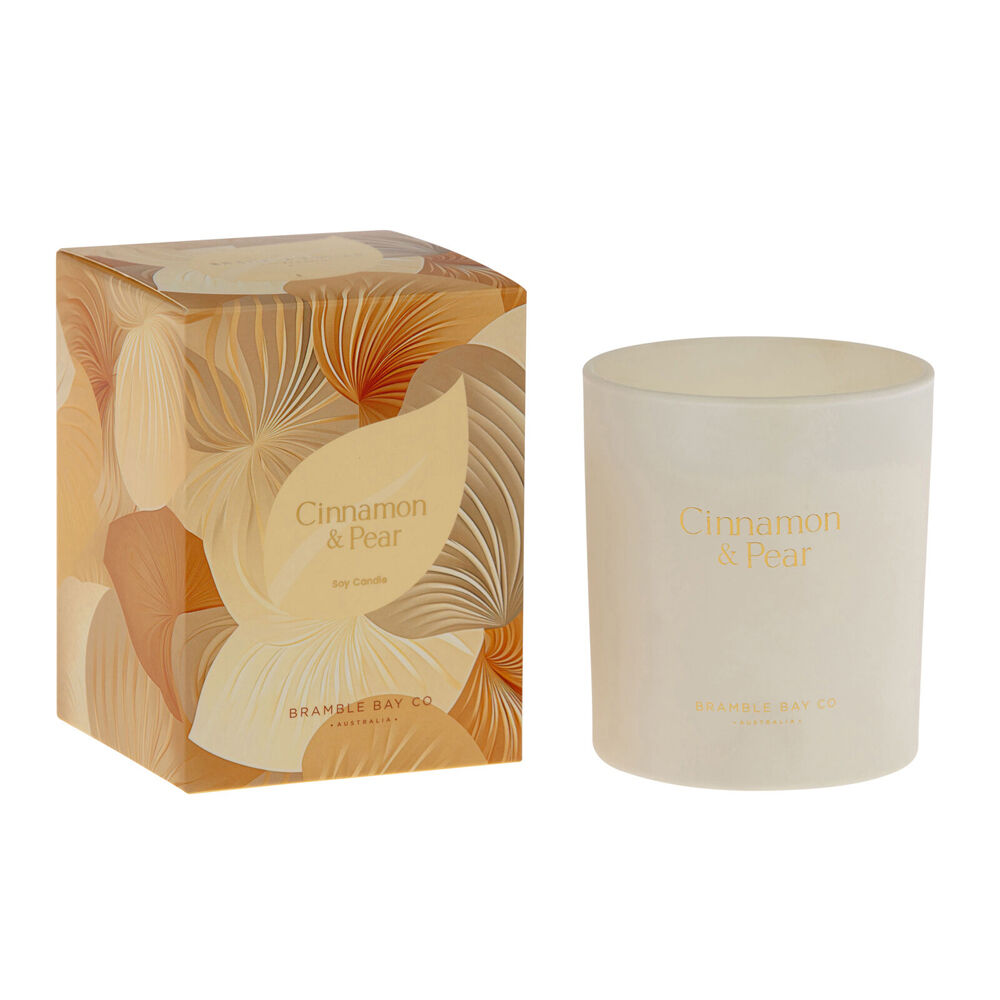 Bramble Bay Summer Blooms Cinnamon & Pear Scented Soy Candle Home Fragrance 300g