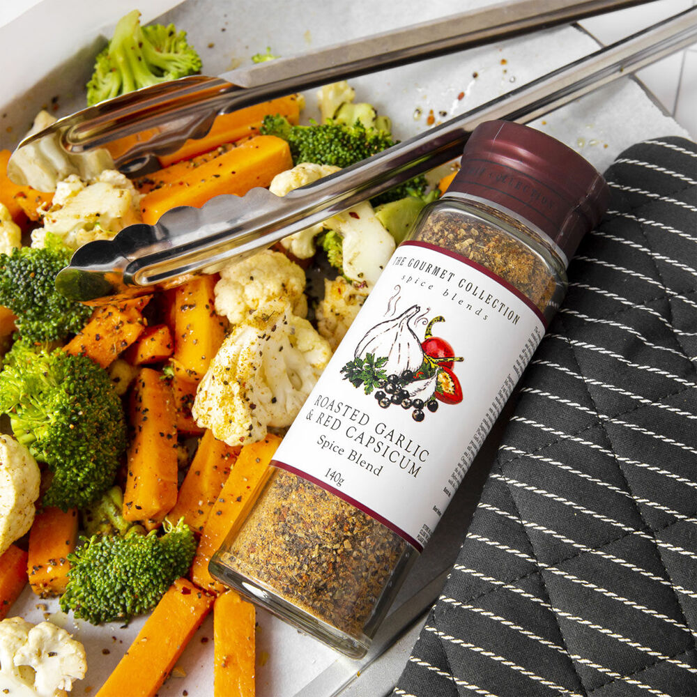 Hot Shots 140g The Gourmet Collection Spice Blend Roast Garlic & Red Capsicum — image 2